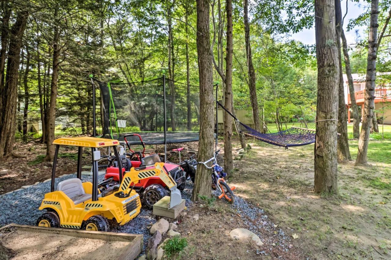 Ferienhaus Family Paradise With Yard And Game Room! Pocono Summit