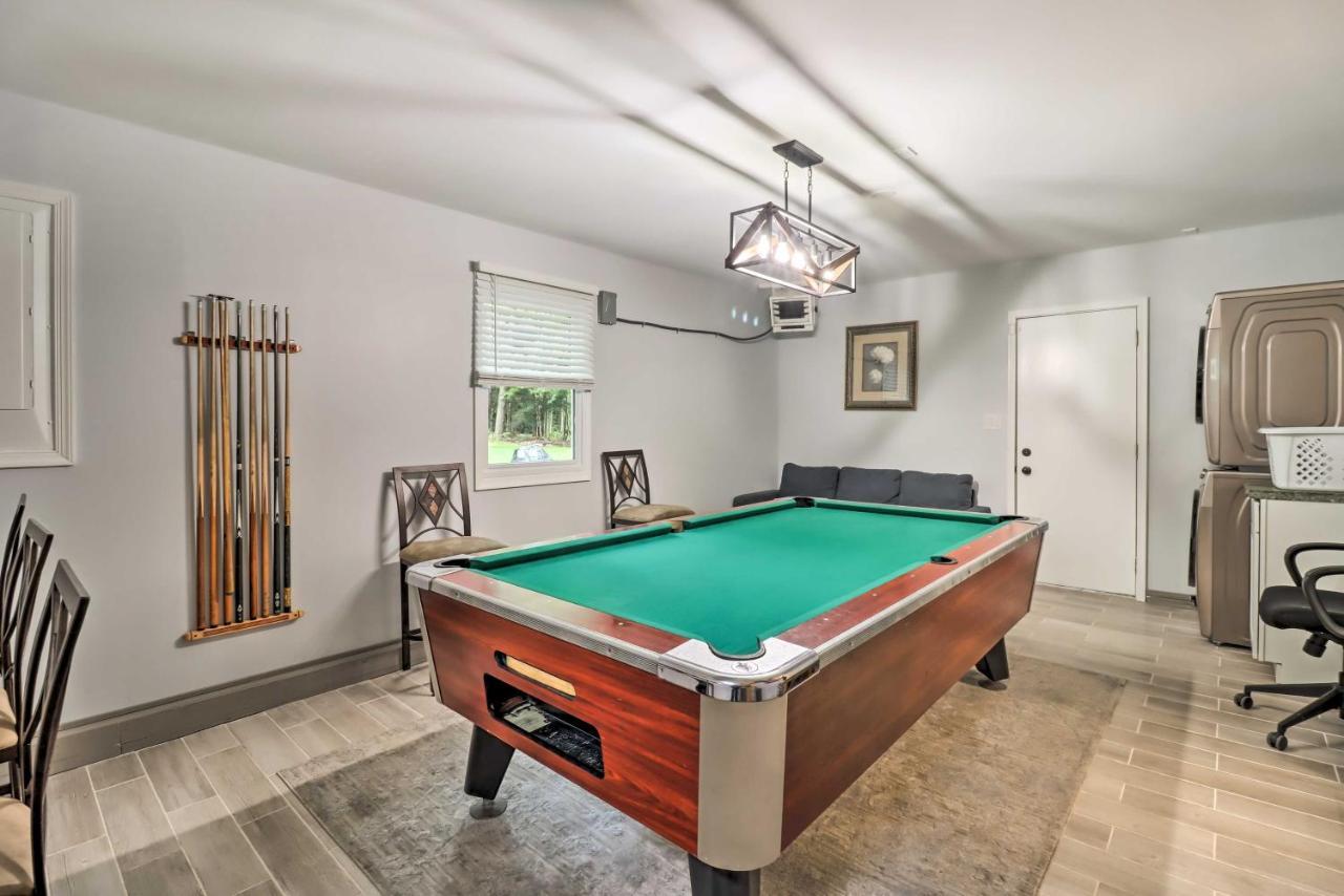 Family Paradise With Yard And Game Room! *