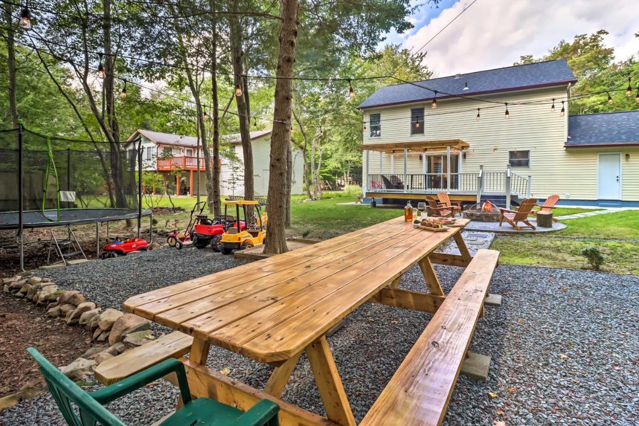 Family Paradise With Yard And Game Room! Pocono Summit